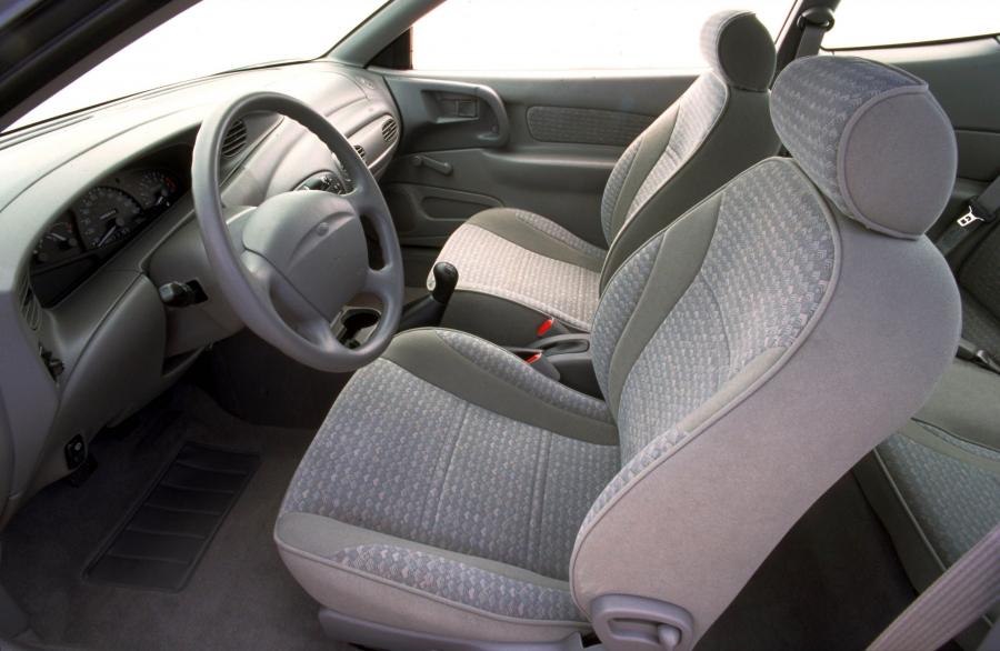  Ford Escort America 1997 года  (фото 3 из 31)